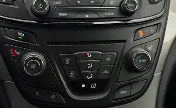 Opel Insignia 2015 года за 33 990 BYN в Витебск