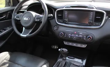 Kia Sorento 2016 года за 69 990 BYN в Минск