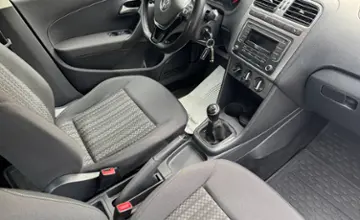 Volkswagen Polo 2019 года за 32 990 BYN в Минск
