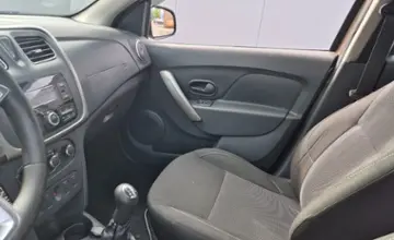 Renault Logan 2019 года за 28 490 BYN в Гомель