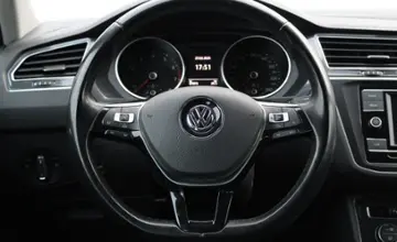 Volkswagen Tiguan 2017 года за 61 990 BYN в Минск