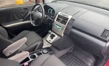 Toyota Corolla Verso 2006 года за 19 990 BYN в Минск