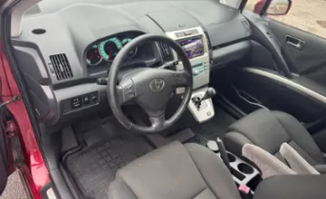 Toyota Corolla Verso 2006 года за 19 990 BYN в Минск