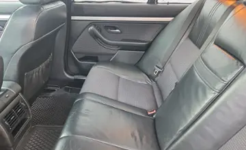 BMW 5 серии 2003 года за 17 990 BYN в Минск