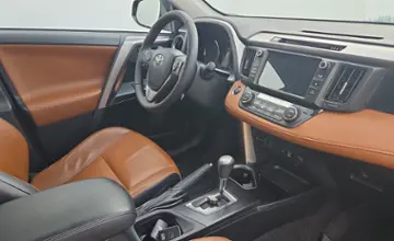 Toyota RAV4 2016 года за 74 990 BYN в Минск