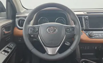 Toyota RAV4 2016 года за 74 990 BYN в Минск