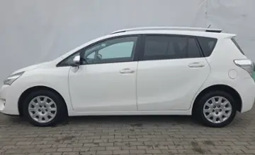 Toyota Verso 2016 года за 39 390 BYN в Минск