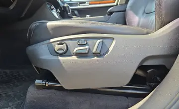 Volkswagen Touareg 2011 года за 44 590 BYN в Минск