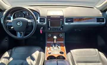 Volkswagen Touareg 2011 года за 44 590 BYN в Минск