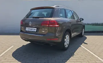Volkswagen Touareg 2011 года за 44 590 BYN в Минск