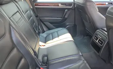 Volkswagen Touareg 2011 года за 44 590 BYN в Минск