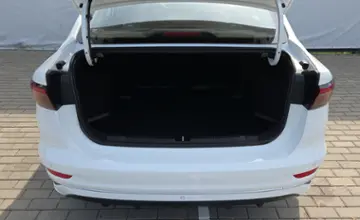 Geely Emgrand 2024 года за 42 990 BYN в Минск