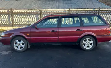 Volkswagen Passat 1994 года за 4 490 BYN в Гомель