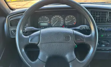 Volkswagen Passat 1994 года за 4 490 BYN в Гомель