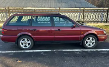 Volkswagen Passat 1994 года за 4 490 BYN в Гомель