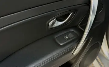 Renault Latitude 2012 года за 24 990 BYN в Витебск