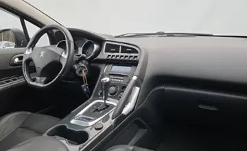 Peugeot 3008 2015 года за 26 990 BYN в Минск