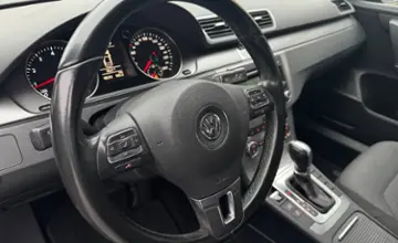 Volkswagen Passat 2014 года за 37 890 BYN в Минск