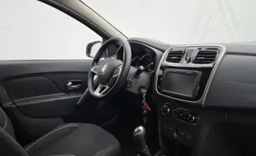 Renault Sandero 2018 года за 31 990 BYN в Минск