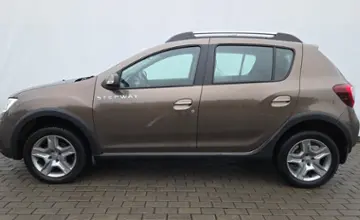 Renault Sandero 2018 года за 31 990 BYN в Минск