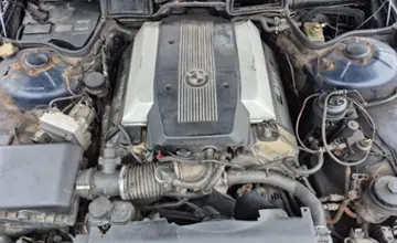 BMW 7 серии 1994 года за 10 390 BYN в Гомель