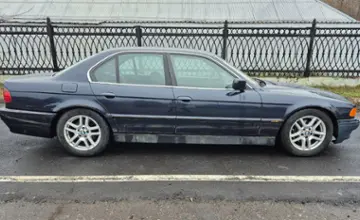 BMW 7 серии 1994 года за 10 390 BYN в Гомель
