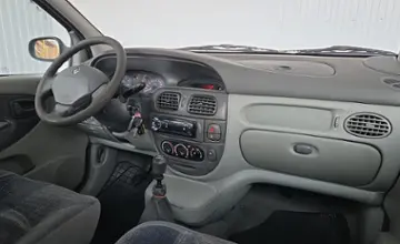 Renault Scenic 2001 года за 8 190 BYN в Минск