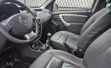 Renault Duster 2014 года за 30 090 BYN в Гомель