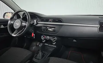 Kia Rio 2017 года за 34 690 BYN в Минск