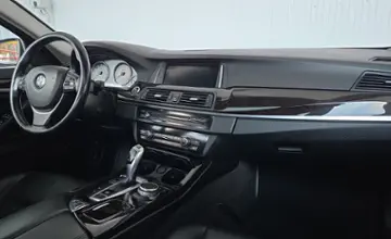 BMW 5 серии 2014 года за 56 990 BYN в Минск