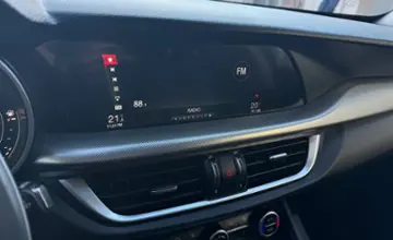 Alfa Romeo Stelvio 2017 года за 75 090 BYN в Минск