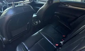 Alfa Romeo Stelvio 2017 года за 75 090 BYN в Минск