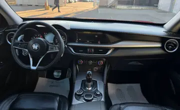 Alfa Romeo Stelvio 2017 года за 75 090 BYN в Минск