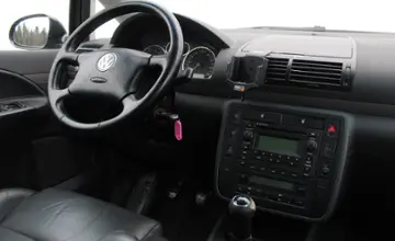 Volkswagen Sharan 2006 года за 18 990 BYN в Минск