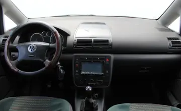 Volkswagen Sharan 2002 года за 17 990 BYN в Минск