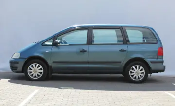 Volkswagen Sharan 2002 года за 17 990 BYN в Минск