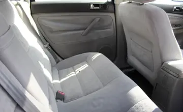 Volkswagen Passat 2002 года за 14 990 BYN в Минск