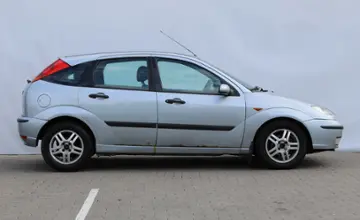 Ford Focus 2002 года за 8 990 BYN в Минск