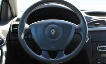 Renault Laguna 2005 года за 11 990 BYN в Минск