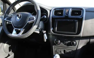 Renault Sandero 2019 года за 35 990 BYN в Минск