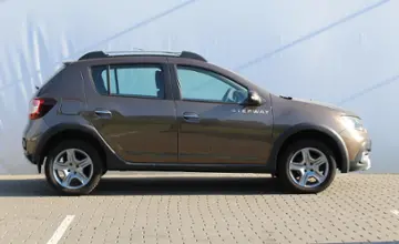 Renault Sandero 2019 года за 35 990 BYN в Минск