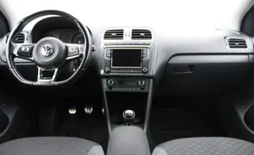 Volkswagen Polo 2018 года за 38 990 BYN в Минск