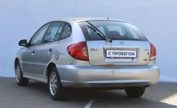 Kia Rio 2004 года за 4 990 BYN в Минск