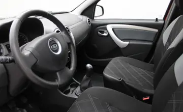 LADA (ВАЗ) Largus Cross 2018 года за 24 990 BYN в Минск