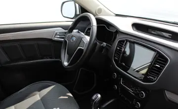 Geely Emgrand X7 2019 года за 34 990 BYN в Минск