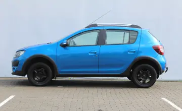Renault Sandero 2017 года за 27 990 BYN в Минск