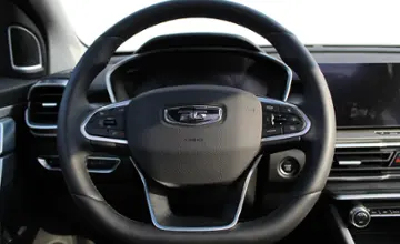 Geely Coolray 2024 года за 59 990 BYN в Минск