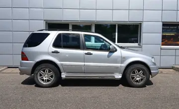 Mercedes-Benz M-Класс 2000 года за 16 490 BYN в Витебск