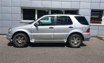 Mercedes-Benz M-Класс 2000 года за 16 490 BYN в Витебск