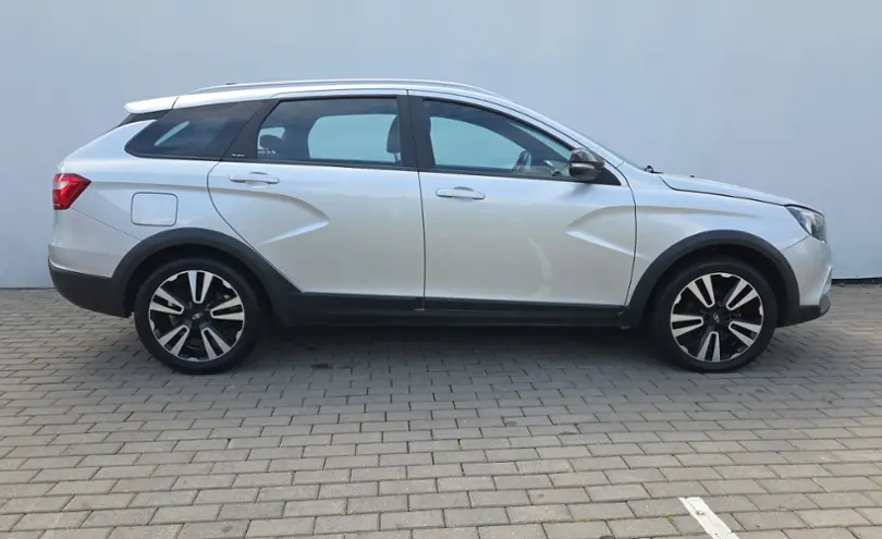 LADA (ВАЗ)